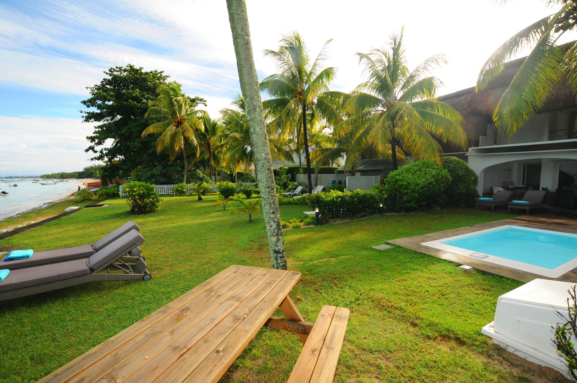 Caro'S Beachfront Trou aux Biches Buitenkant foto