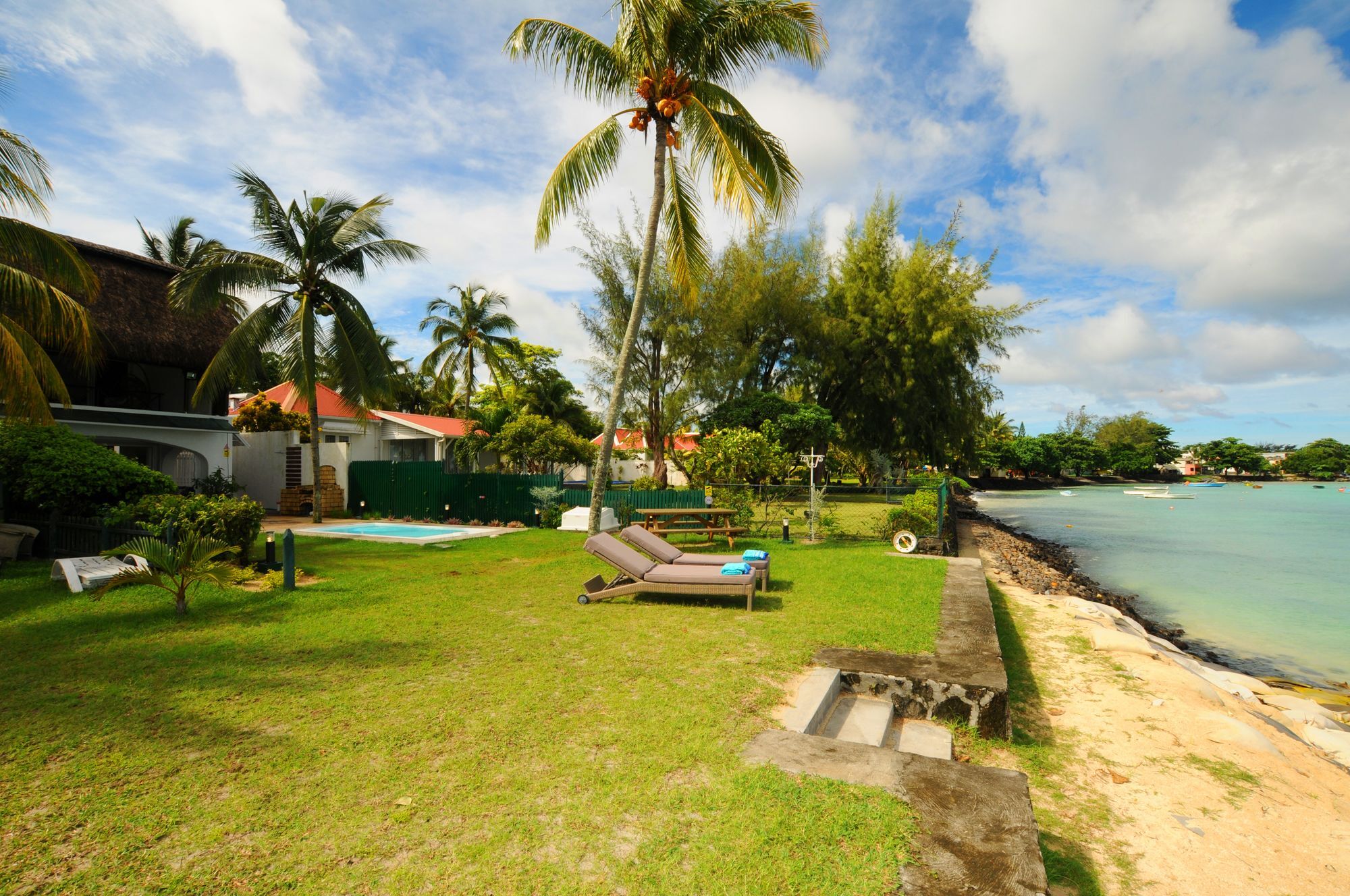 Caro'S Beachfront Trou aux Biches Buitenkant foto